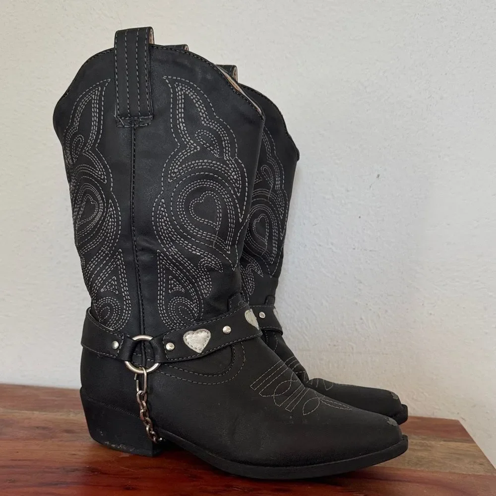 Roper Girls Black Country Western Harness Cowboy Boots with Heart Accents Kids 2